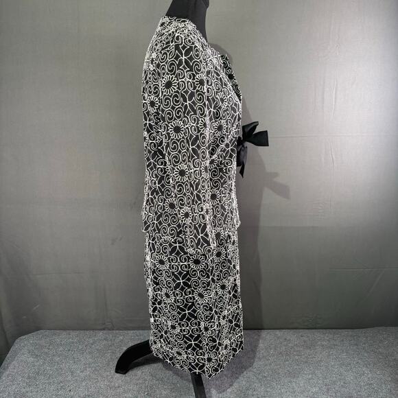 Linen Suit Women’s 6 Bandolino Jacket Skirt Embroidered Floral Corp Black White - Picture 4 of 15